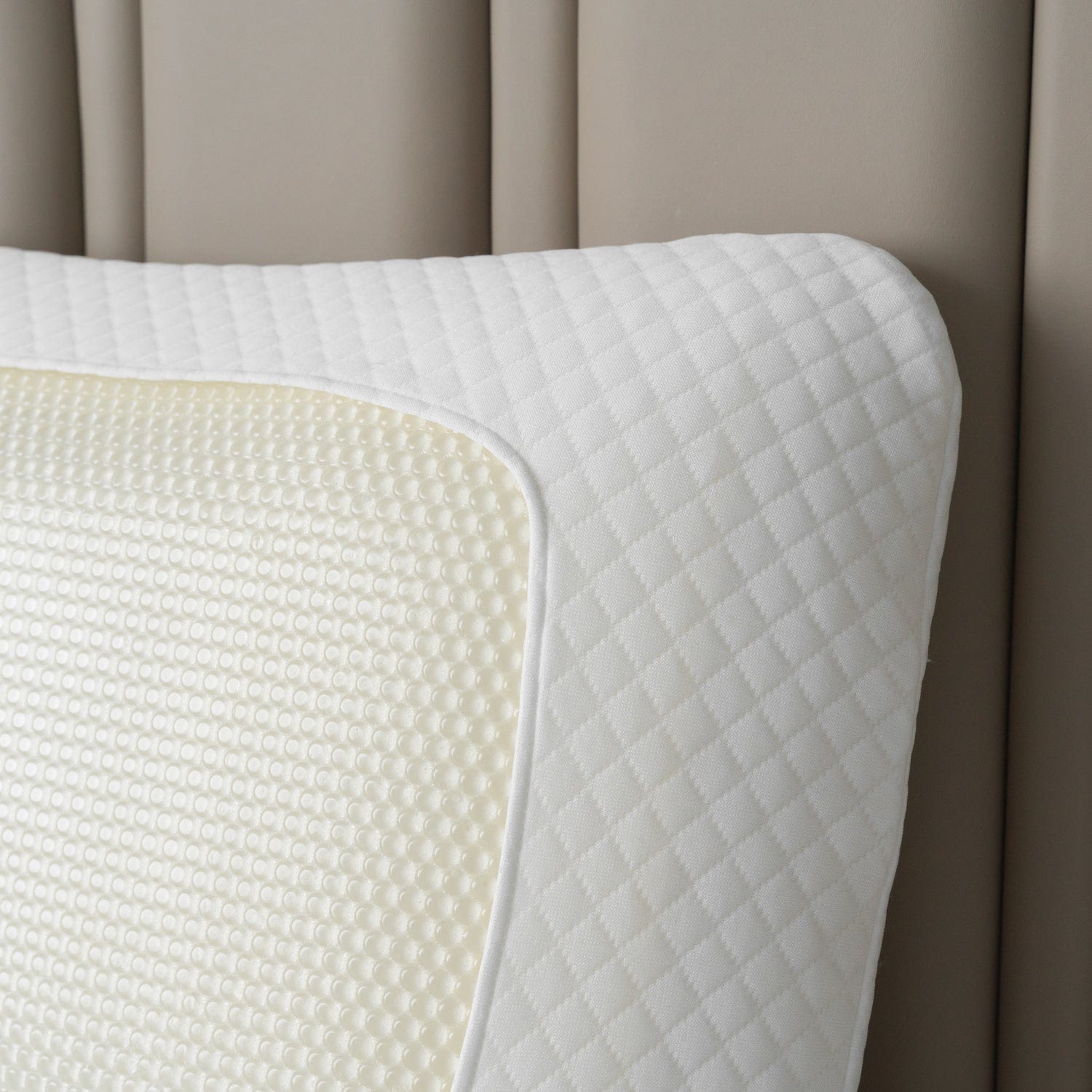 Premium Cool Gel Neck Relief Memory Foam Pillow - 04