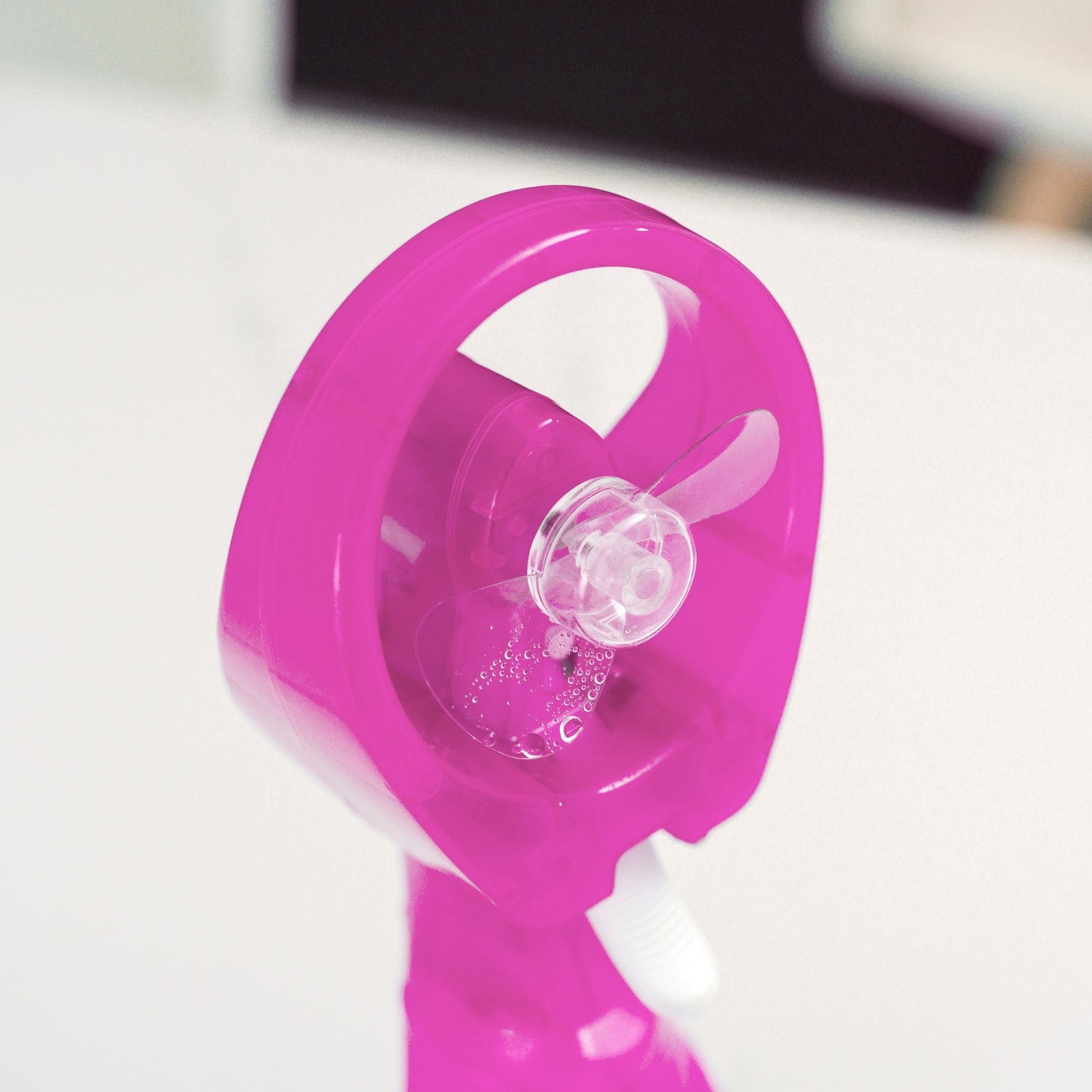 Lazy Dayz Water Spray Fan Pink - 05
