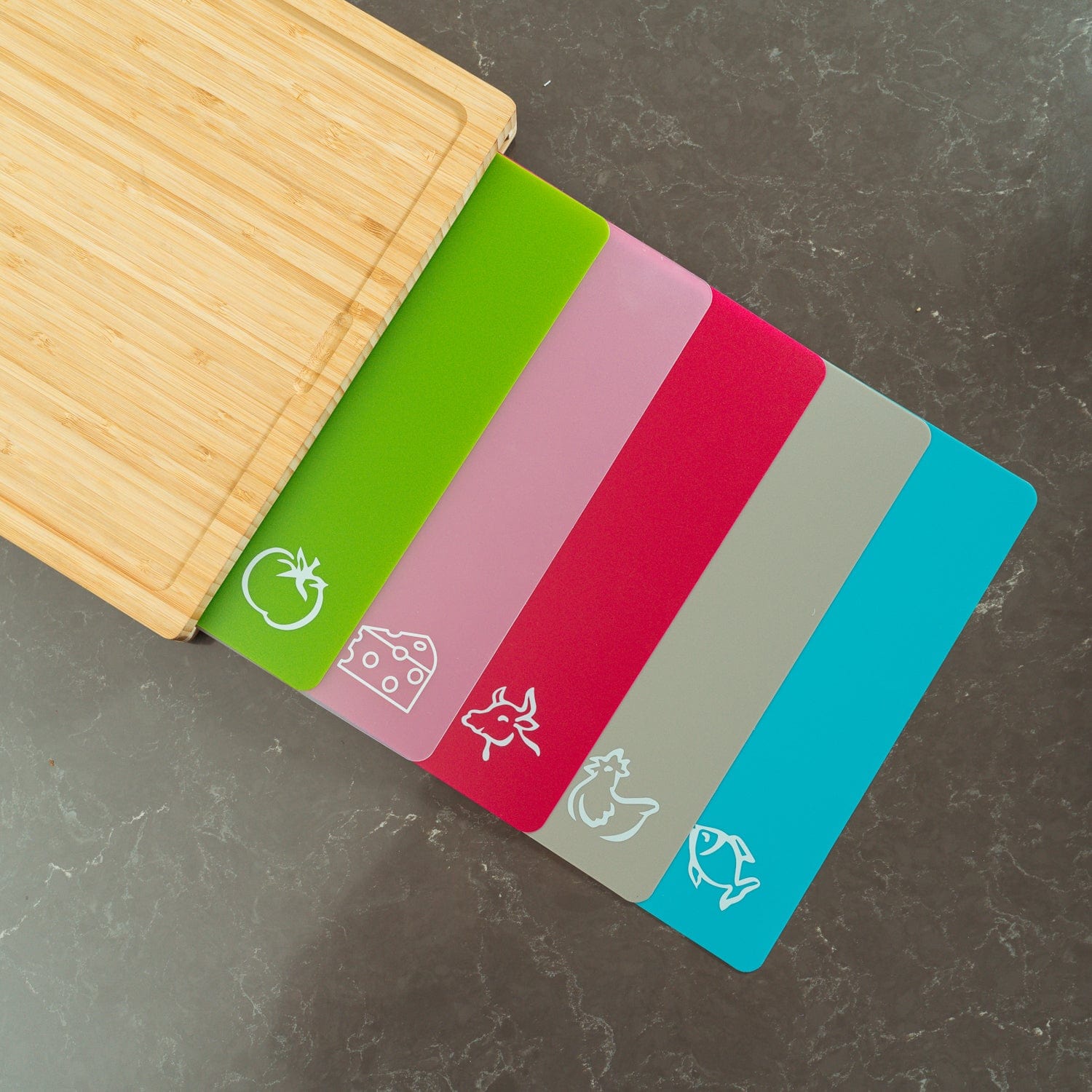 Bamboo Chopping Board With 5 Pcs Color Coded Flexible Cutting Mats - 03