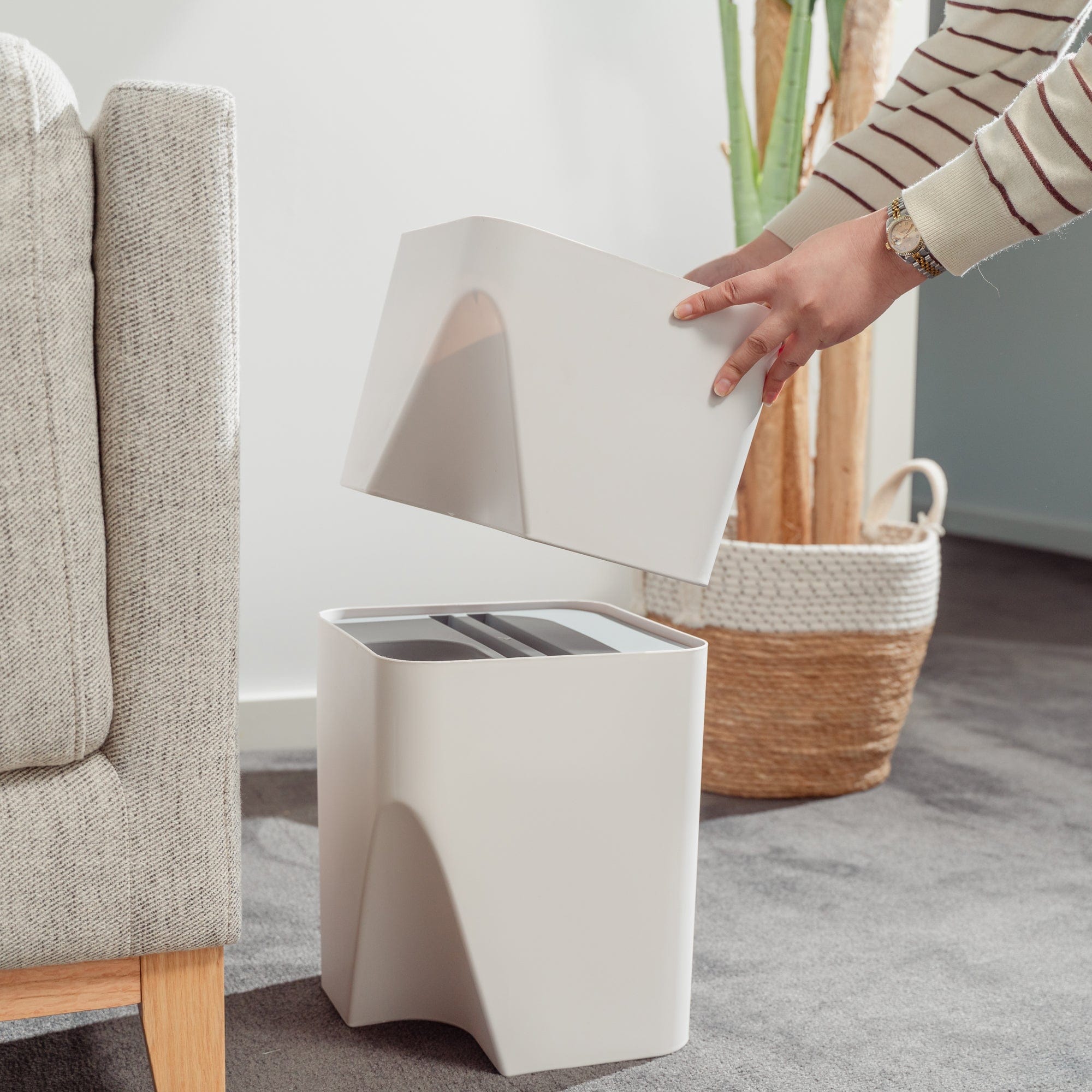 12L Stackable Plastic Kitchen Trash Bin Household Classification Storage Box - 04