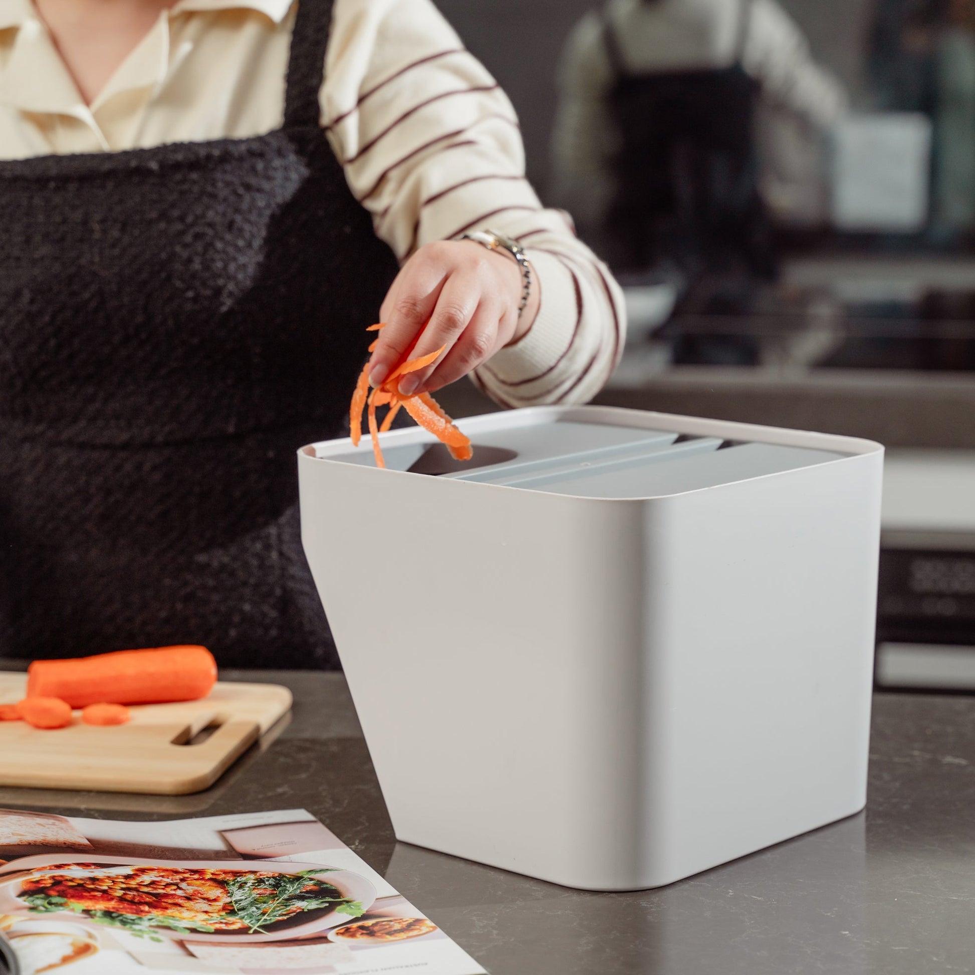 12L Stackable Plastic Kitchen Trash Bin Household Classification Storage Box - 03