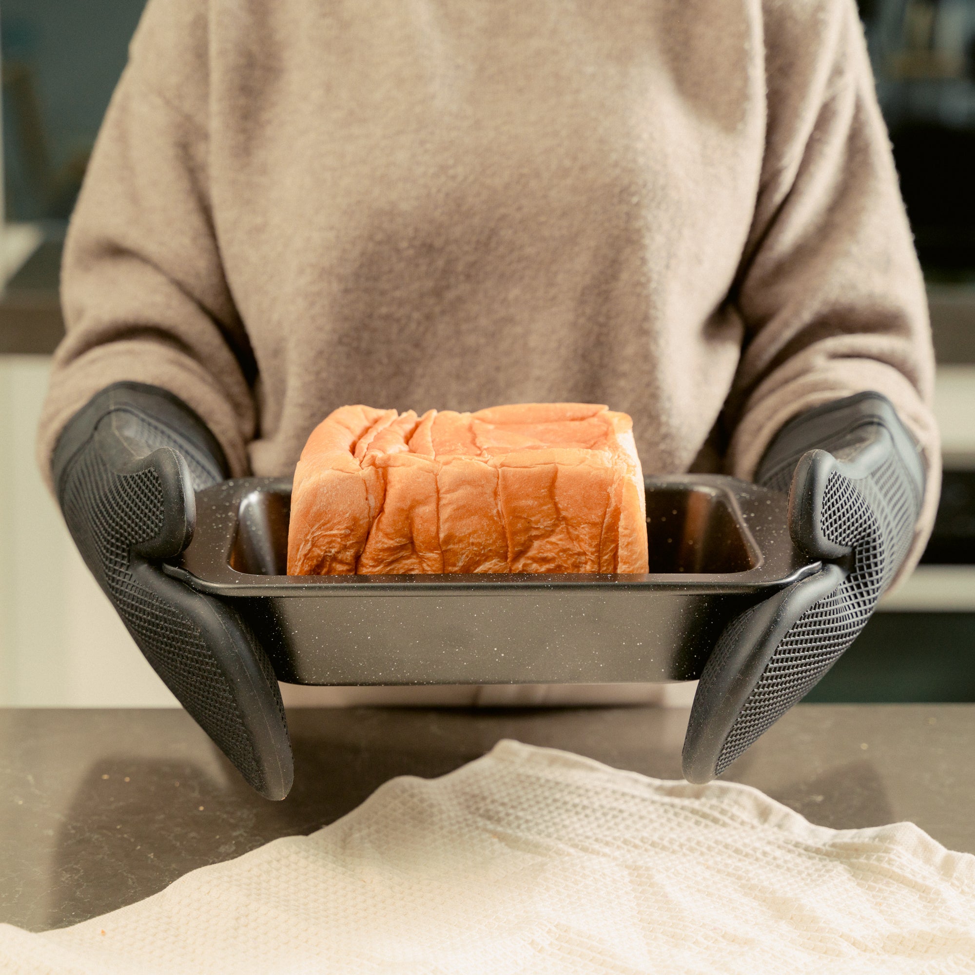 Silicone Oven Mitt - 04