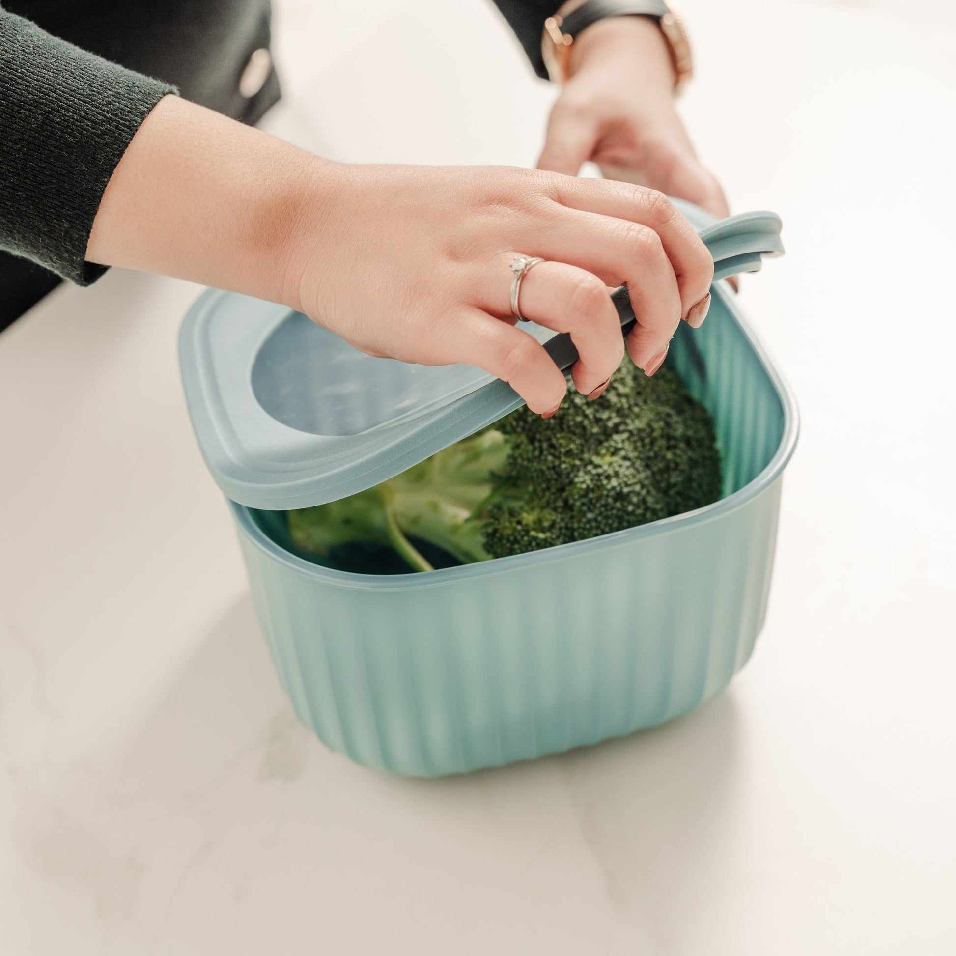 4 Pcs Cook Easy Square Nested Food Storage Set - 09
