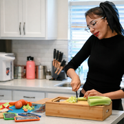 Multi Package Large Bamboo Cutting Board and 4 Containers with Mobile Holder
