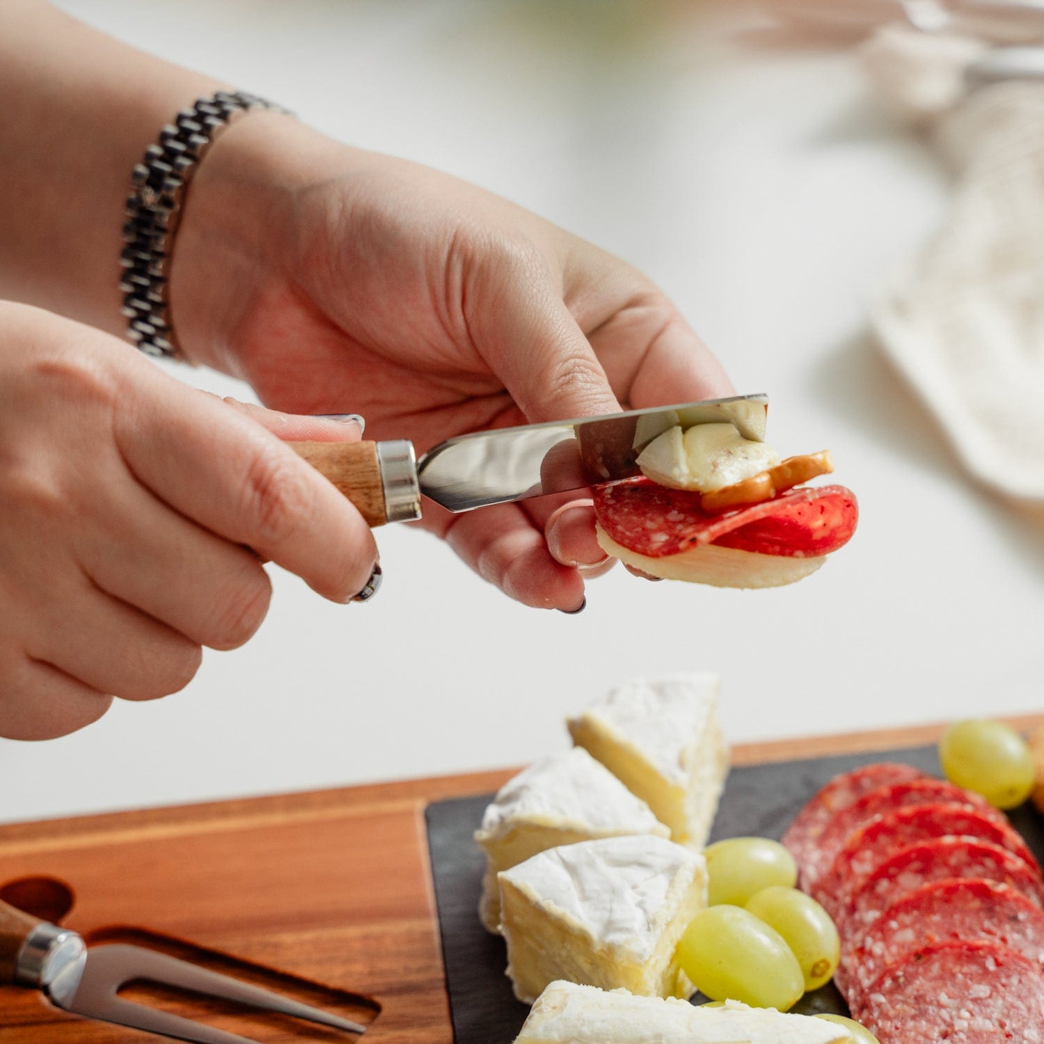 4 Pcs Clevinger Acacia Wood Slate Cheese Board With Knife Set - 11