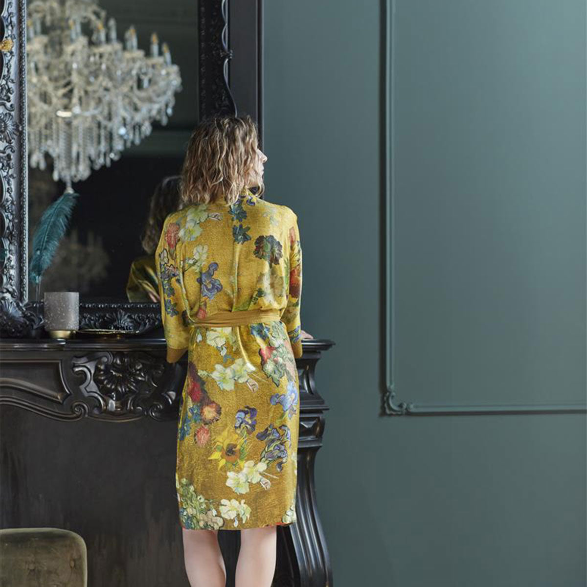 Van Gogh Partout des Fleurs Gold Kimono Bath Robe - Small/Medium